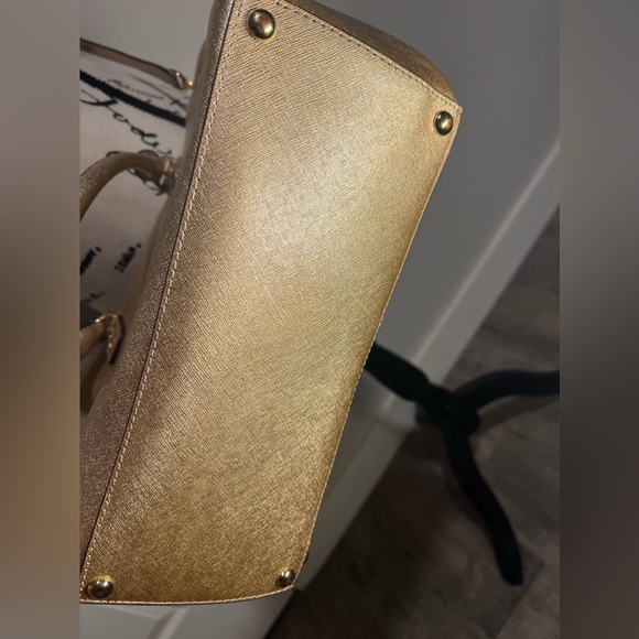 MICHAEL KORS Gold Saffiano Metal Studded Sandrine Large Tote Crossbody - Picture 6 of 10